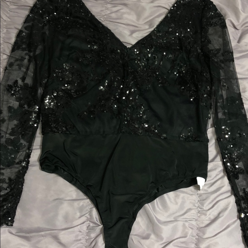 Sequence body suit